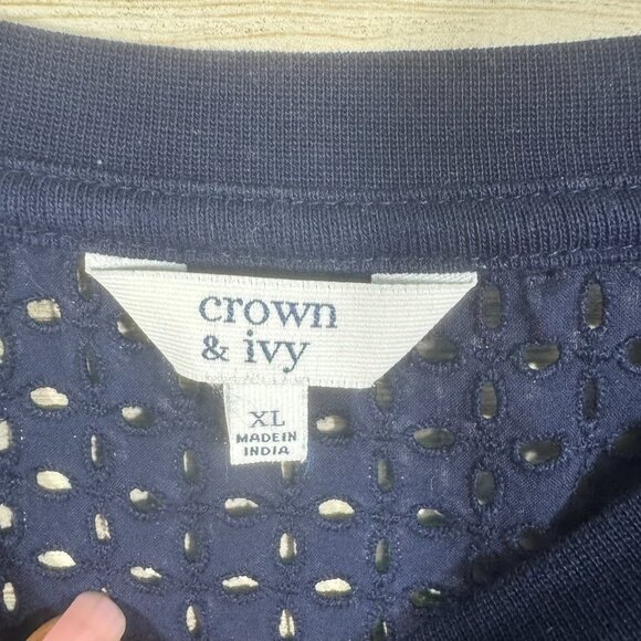 Crown & Ivy Navy Blue Sweatshirt Size XL - Picture 5 of 5